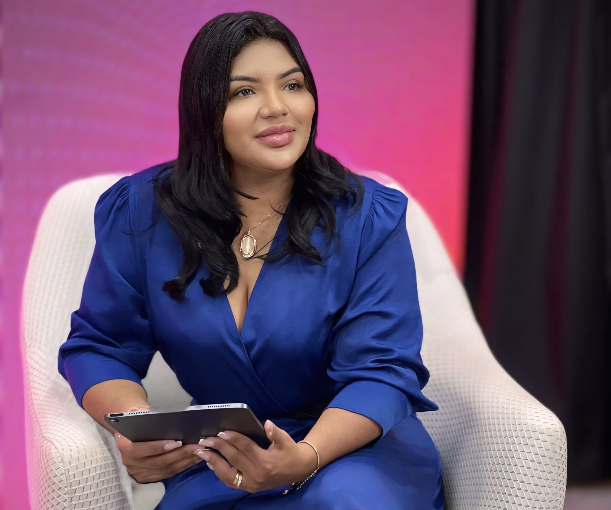 Rita Lima compartilha trajetória de sucesso e adianta novidades sobre sua participação em reality show da Record News Internaciona