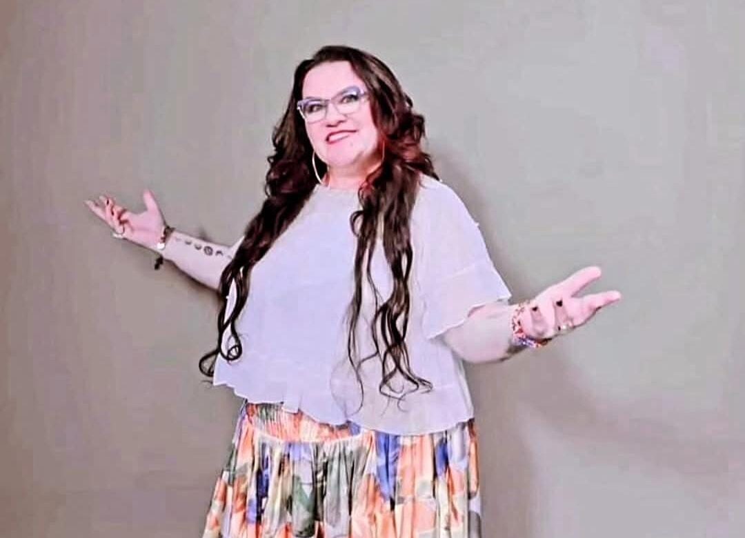 Érica Dias, a Sensitiva dos Famosos, Revela o Futuro de Celebridades, Anuncia Nova Pandemia e a Volta do Programa Gitana Megastral!